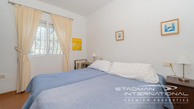 Villa with Guest Apartment and Sea View in the Sierra de Altea