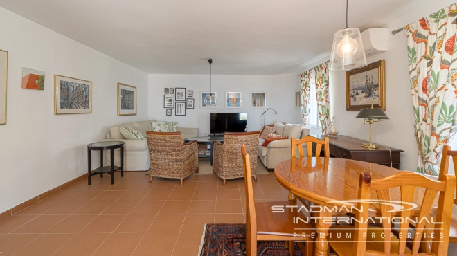 Villa with Guest Apartment and Sea View in the Sierra de Altea