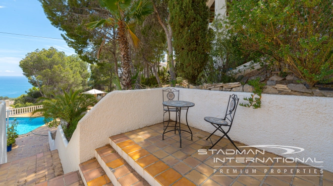 Villa with Guest Apartment and Sea View in the Sierra de Altea