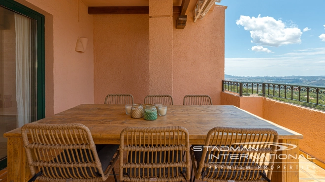 Spacious Duplex Apartment with Beautiful Panoramic Views