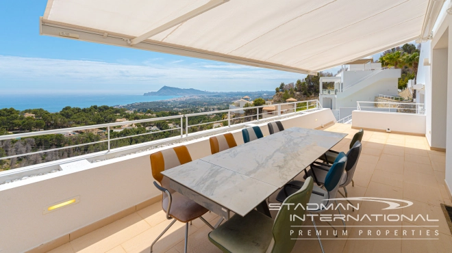 Modern Villa with Fantastic Sea Views in Altea La Vella