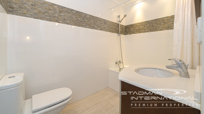 Beautiful First Line Apartment on the Seafront in Altea
