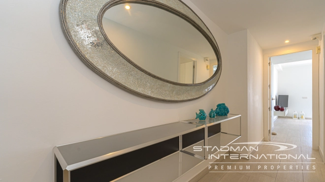 Beautiful First Line Apartment on the Seafront in Altea