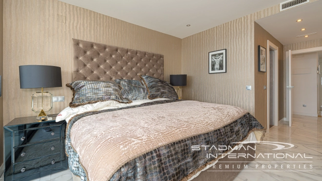 Apartamento de Lujo con Impresionantes Vistas al Mar en Altea Hills