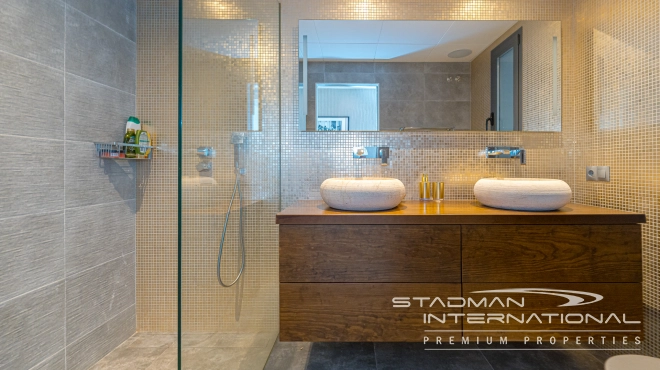 Apartamento de Lujo con Impresionantes Vistas al Mar en Altea Hills