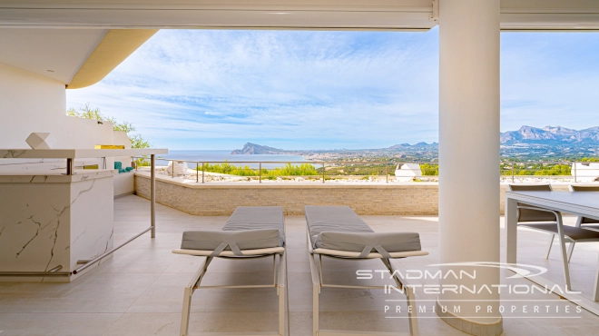 Apartamento de Lujo con Impresionantes Vistas al Mar en Altea Hills
