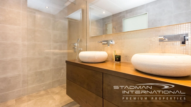 Apartamento de Lujo con Impresionantes Vistas al Mar en Altea Hills