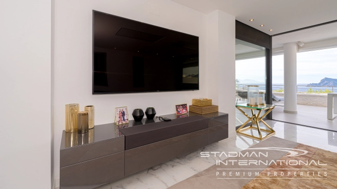 Apartamento de Lujo con Impresionantes Vistas al Mar en Altea Hills