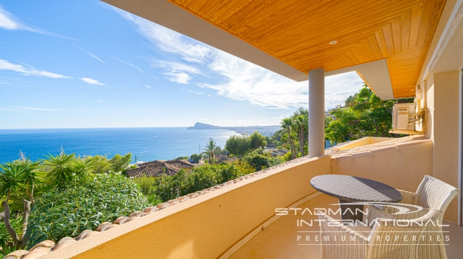Großzügige Luxusvilla mit Wunderschönem Meerblick in Altea Hills