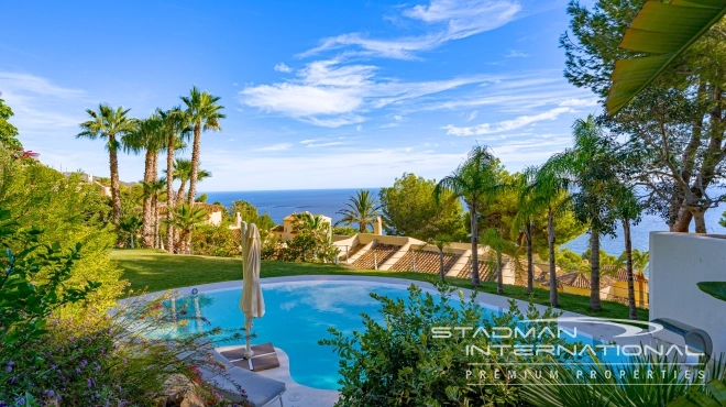 Großzügige Luxusvilla mit Wunderschönem Meerblick in Altea Hills