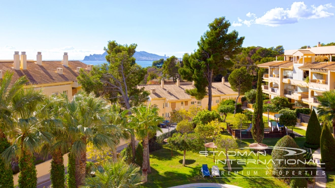 Penthouse Spacieux près du Port de Porto Senso et de la Plage