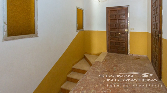 Projet de Rénovation avec Vue Mer dans un Emplacement Privilégié