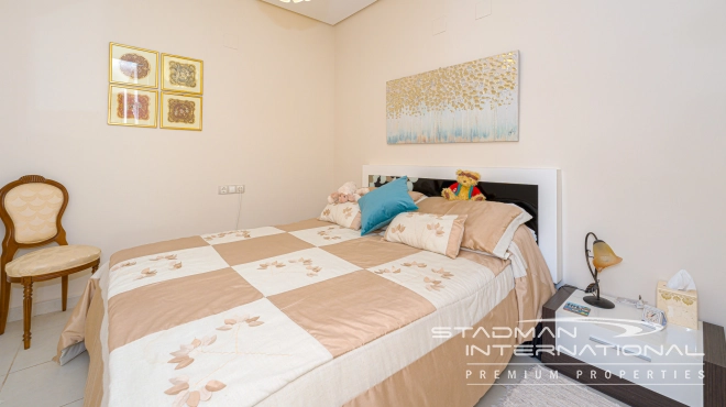 Spacieux Appartement avec Superbes Vues sur la Mer à Altea Hills