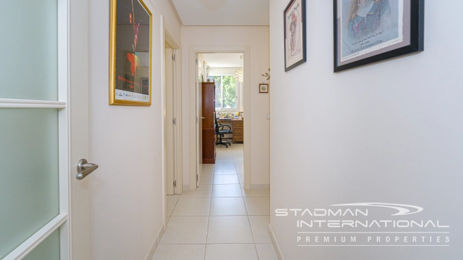 Spacieux Appartement avec Superbes Vues sur la Mer à Altea Hills