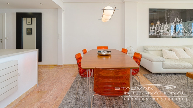 Mooi Appartement met Zeezicht en Ruim Terras aan het Strand