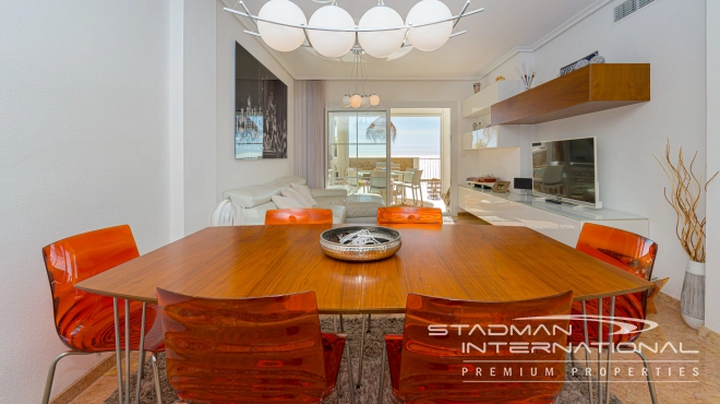 Mooi Appartement met Zeezicht en Ruim Terras aan het Strand