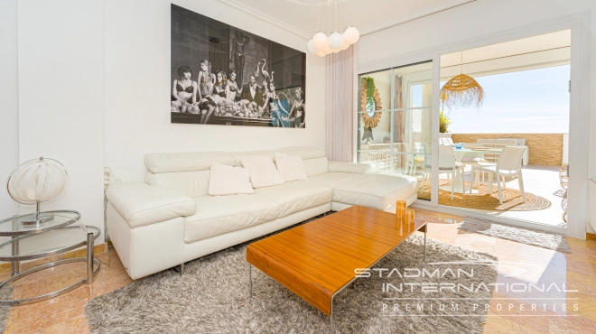 Mooi Appartement met Zeezicht en Ruim Terras aan het Strand