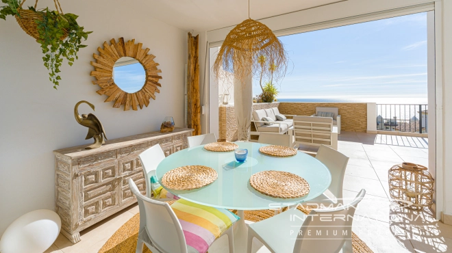 Mooi Appartement met Zeezicht en Ruim Terras aan het Strand