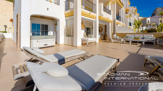 Mooi Appartement met Zeezicht en Ruim Terras aan het Strand