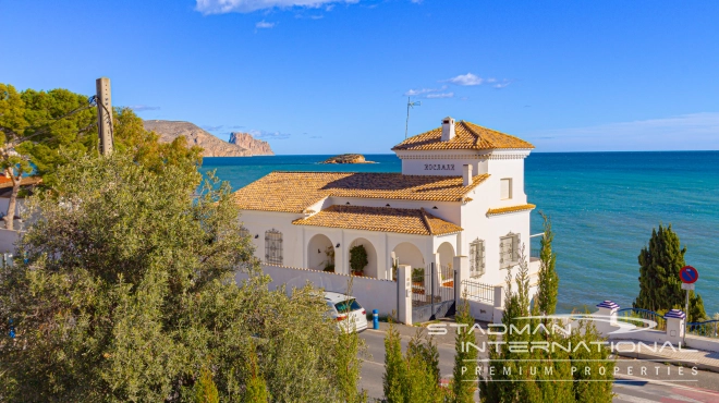 Lovely Sea View Apartment by the Beach in La Olla
