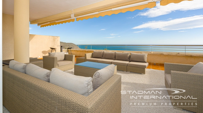Spacious Luxury Apartment with Panoramic Sea Views in Altea Hills