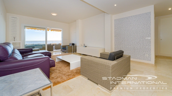 Spacious Luxury Apartment with Panoramic Sea Views in Altea Hills