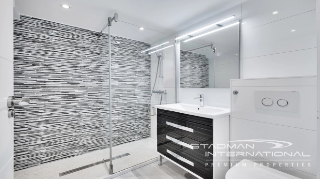 Exclusive Villa on a 6.000 m² Private Estate Near the Heart of Albir