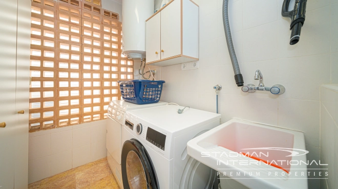 Beachside Apartment with Large Terrace and Beautiful Sea Views