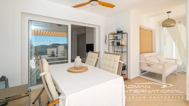 Beachside Apartment with Large Terrace and Beautiful Sea Views