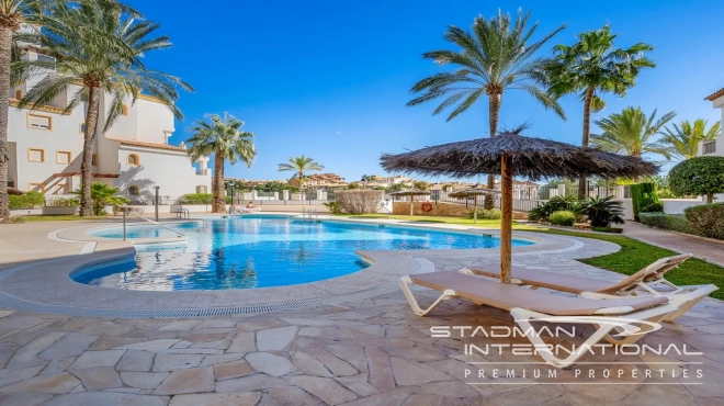 Beachside Apartment with Large Terrace and Beautiful Sea Views