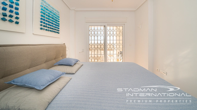 Appartement aan het Strand met Groot Terras en Zeezicht