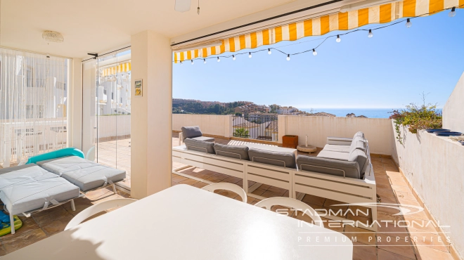 Appartement aan het Strand met Groot Terras en Zeezicht