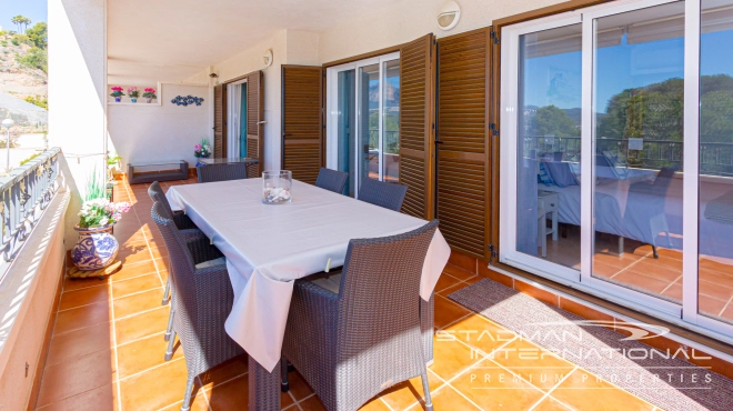 Grand Appartement d’Angle avec Vue Panoramique sur la Montagne