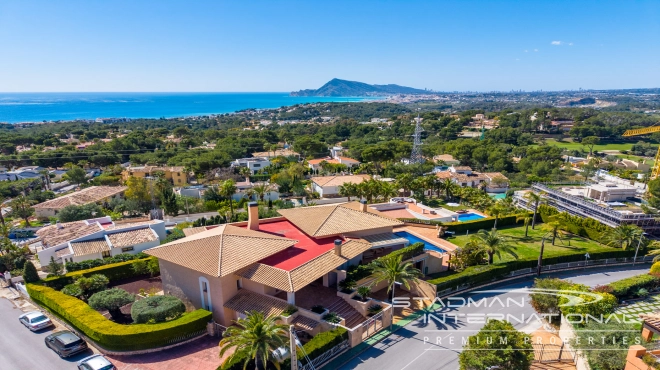 Großzügiges Familienhaus mit Meerblick in Toplage