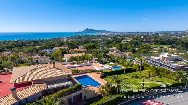 Großzügiges Familienhaus mit Meerblick in Toplage