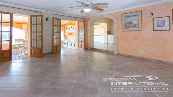 Elegante Mediterrane Villa met Panoramisch Zeezicht in Altea