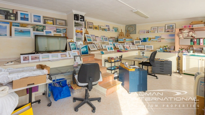 Elegante Mediterrane Villa met Panoramisch Zeezicht in Altea