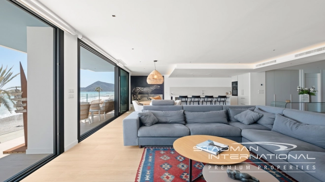 Spectacular Luxury Apartment on the Promenade in Altea