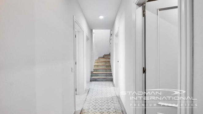 Doppelhaushälfte mit Panoramablick auf das Meer in Altea Hills