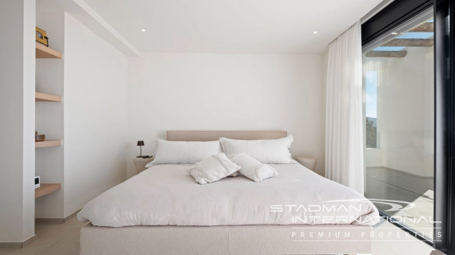 Modern New Built Villa on a Flat Plot with Sea Views 
