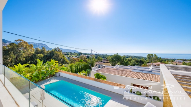 Modern New Built Villa on a Flat Plot with Sea Views 
