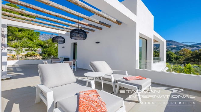 Modern New Built Villa on a Flat Plot with Sea Views 
