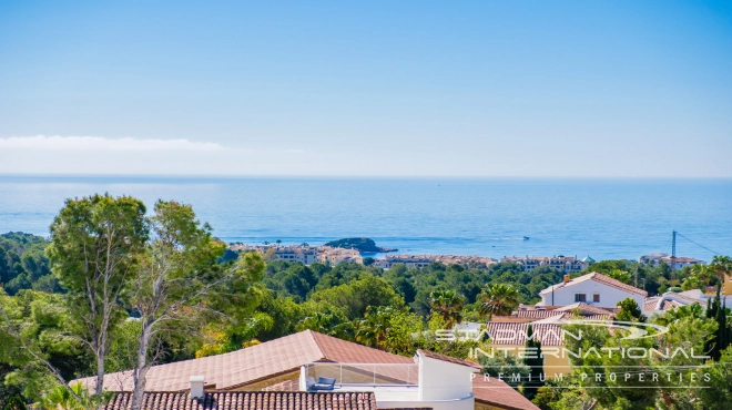 Modern New Built Villa on a Flat Plot with Sea Views 
