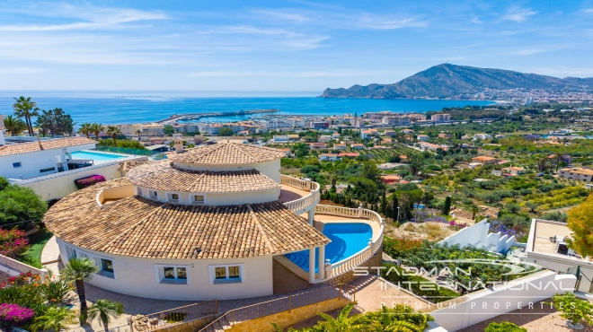 Villa with Great Sea Views in a Prime Location Near Altea Old Town