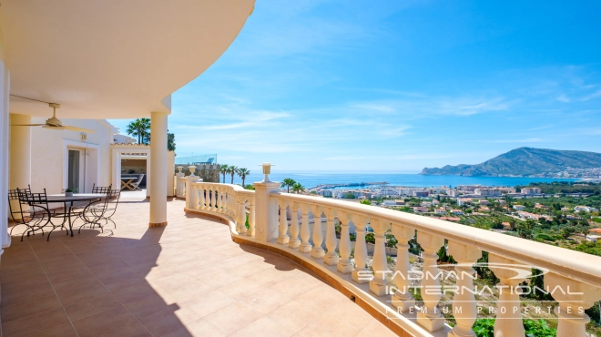 Villa with Great Sea Views in a Prime Location Near Altea Old Town