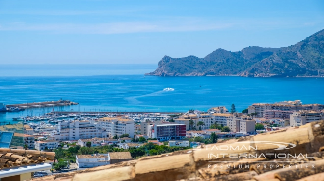 Villa with Great Sea Views in a Prime Location Near Altea Old Town