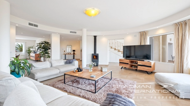 Villa with Great Sea Views in a Prime Location Near Altea Old Town