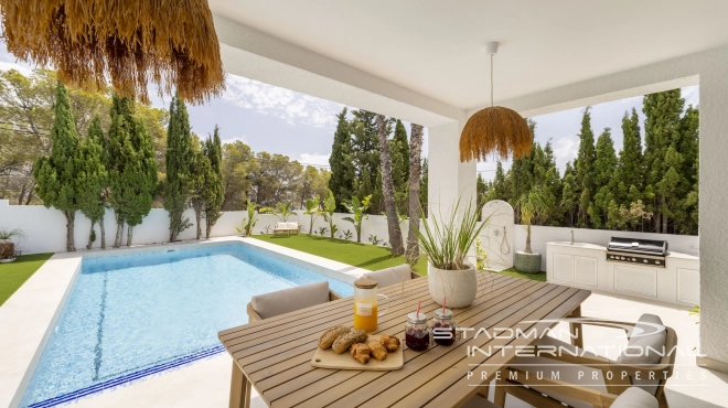 Villa Ibicenca Cerca de la Playa y del Puerto Portosenso