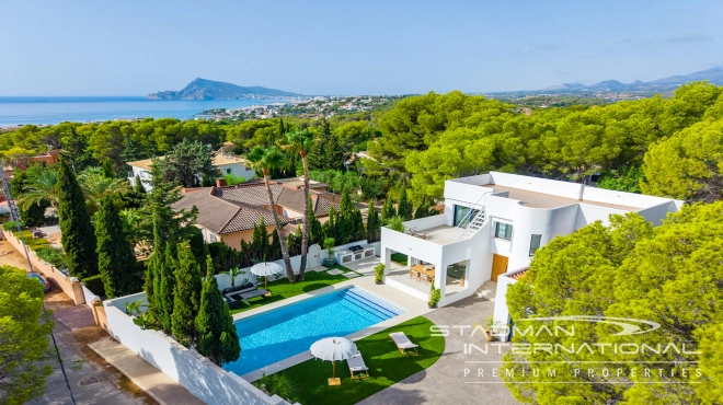 Stilfull Ibiza nær stranden og Portosenso Havn