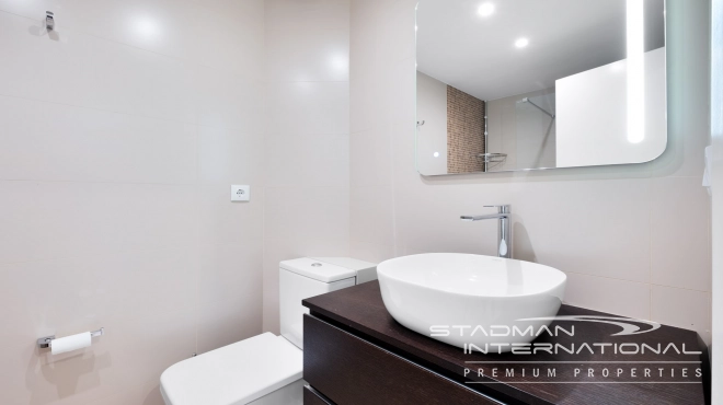 Exclusive Apartment with Spacious Terrace in Altea la Vella